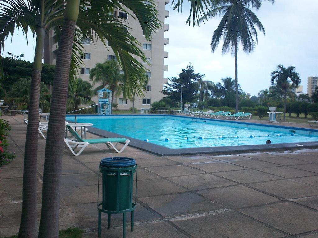 Apartamento Turtle Towers Ocho Ríos Exterior foto