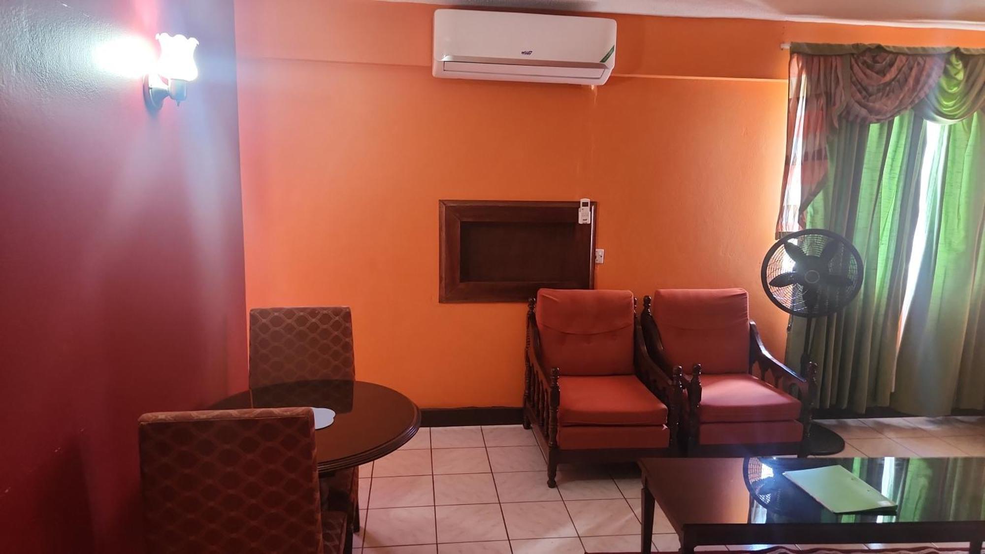 Apartamento Turtle Towers Ocho Ríos Exterior foto